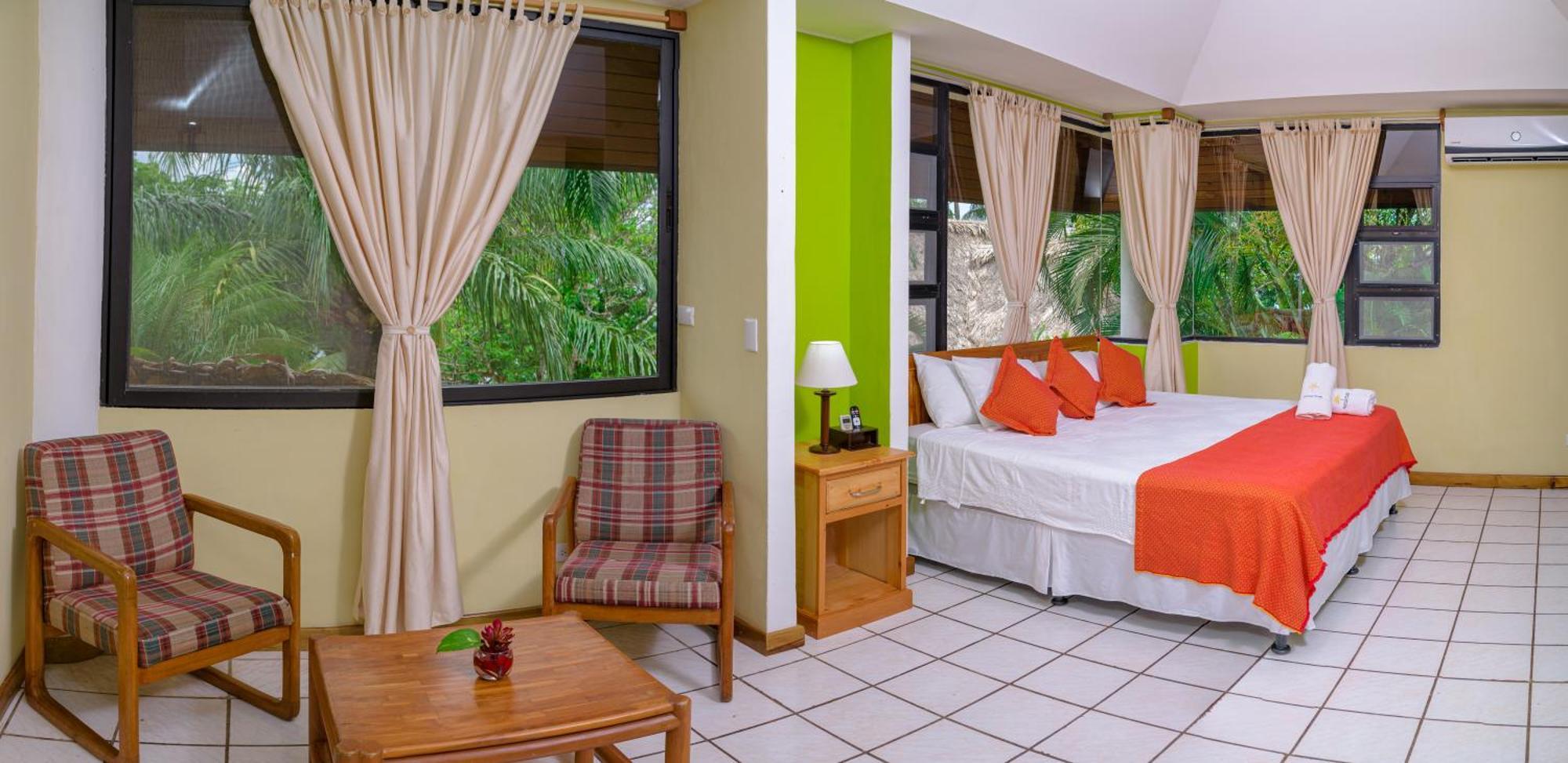 Banana Palms Hotel Rio Dulce Town Exterior foto